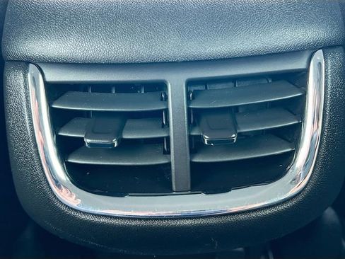 Used 2024 Chevrolet Malibu LT FWD image 23
