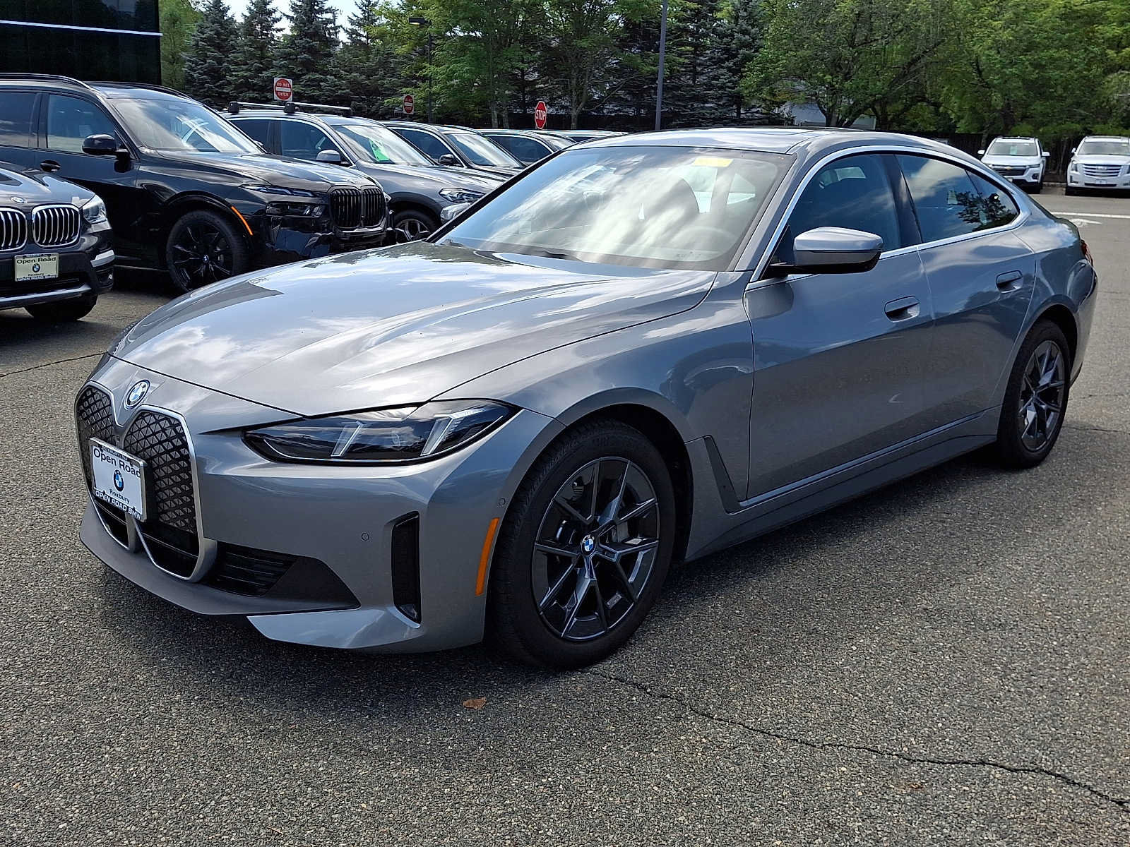 Used 2025 BMW i4 xDrive40i w/ Parking Assistance Package AWD/4WD image 3