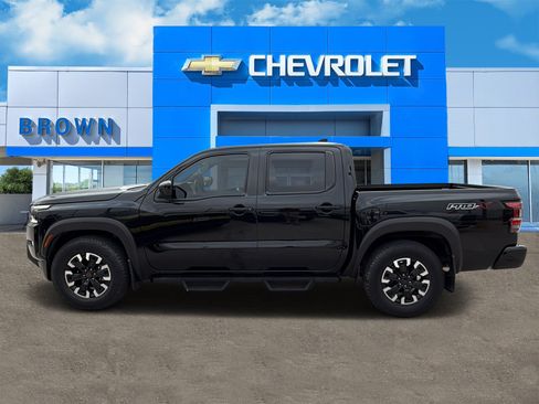 Used 2022 Nissan Frontier Pro-X RWD image 5