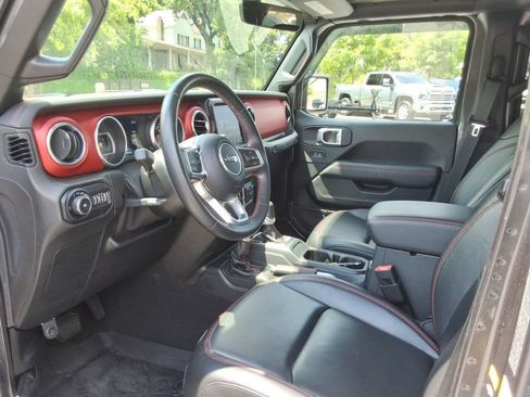 Used 2020 Jeep Wrangler Unlimited Rubicon AWD/4WD image 26