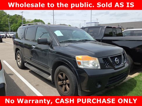 Used 2015 Nissan Armada SV RWD image 1