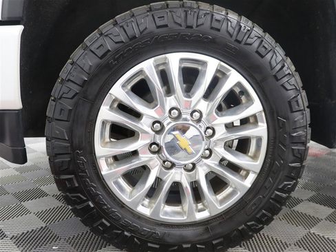 Used 2022 Chevrolet Silverado 2500 High Country w/ LPO, Dark Essentials Package image 26