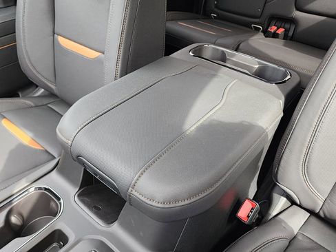 New 2026 GMC Sierra 1500 AT4 w/ AT4 Premium Package image 31