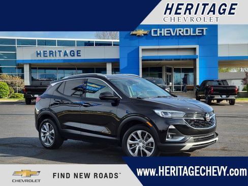Used 2023 Buick Encore GX Essence w/ Experience Buick Package AWD/4WD image 1