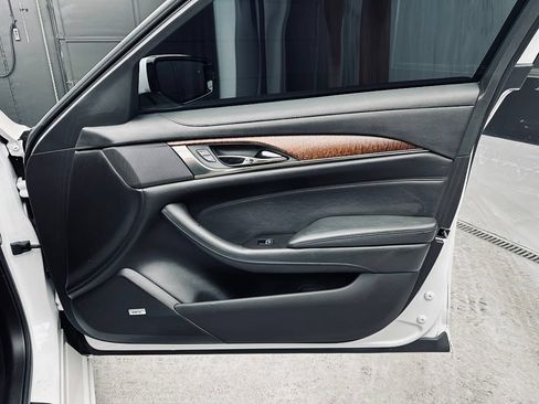 Used 2018 Cadillac CTS Luxury RWD image 26
