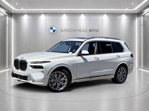 Used 2026 BMW X7 xDrive40i AWD/4WD image 33