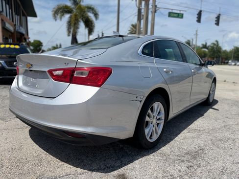Used 2016 Chevrolet Malibu LT FWD image 5