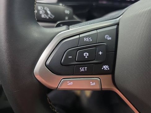 Used 2026 Volkswagen Atlas Cross Sport SE AWD/4WD image 29