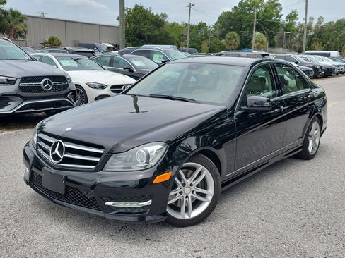 Used 2014 Mercedes-Benz C 300 4MATIC Sedan image 7