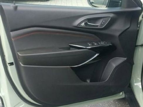 Used 2024 Chevrolet Trax RS w/ Driver Confidence Package FWD image 16