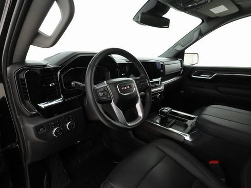 Used 2024 GMC Sierra 1500 SLT w/ SLT Premium Plus Package image 9