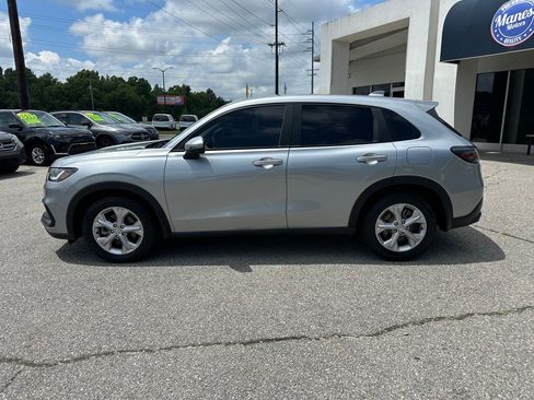 Used 2024 Honda HR-V LX image 2