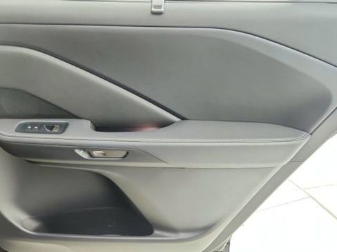 Used 2026 Lexus TX 500h AWD w/ Technology Package image 27