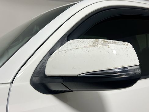 Used 2017 Toyota Tacoma TRD Sport image 12