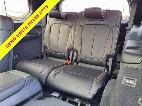 New 2025 Jeep Grand Cherokee L Summit w/ Advanced Protech Group IV image 21