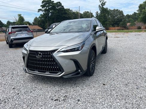 Used 2025 Lexus NX 250 FWD w/ Premium Package image 3