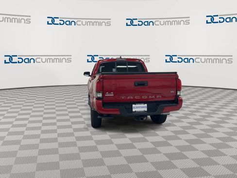 Used 2021 Toyota Tacoma SR AWD/4WD image 7