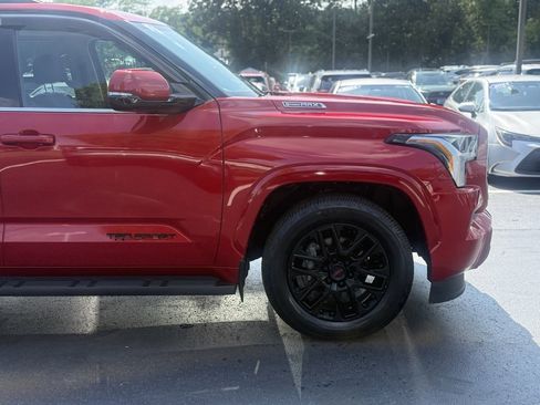 Certified 2023 Toyota Sequoia SR5 image 8