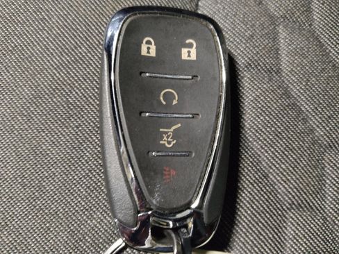 Used 2019 Chevrolet Equinox LT FWD image 32