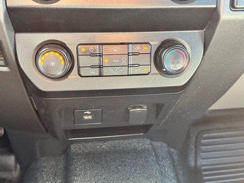 Used 2020 Ford F250 XL w/ Power Equipment Group AWD/4WD image 29