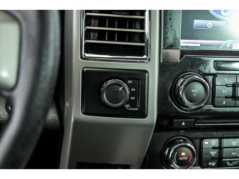 Used 2015 Ford F150 Lariat AWD/4WD image 20