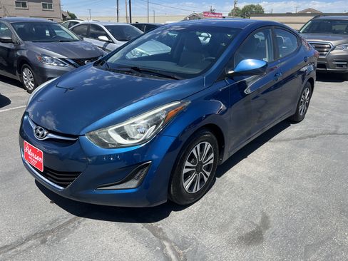 Used 2016 Hyundai Elantra SE FWD image 2