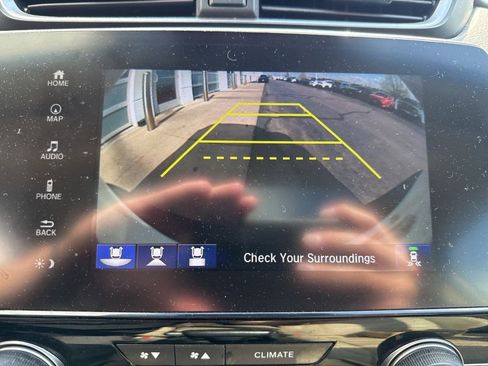 Used 2017 Honda CR-V Touring image 21