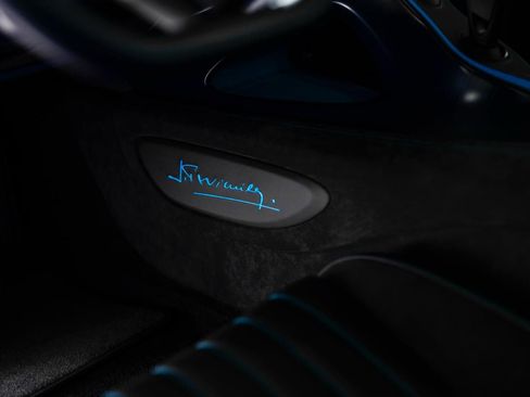 Used 2023 Bugatti Chiron Pur Sport AWD/4WD image 11
