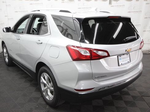 Used 2021 Chevrolet Equinox Premier image 3