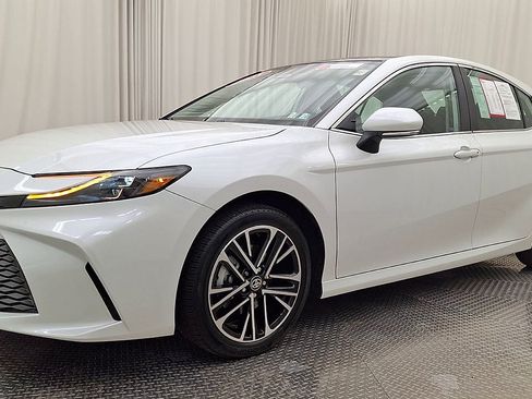 Certified 2025 Toyota Camry XLE AWD/4WD image 7