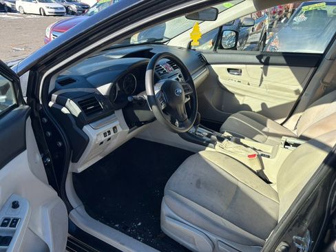 Used 2014 Subaru Crosstrek 2.0i Premium image 5