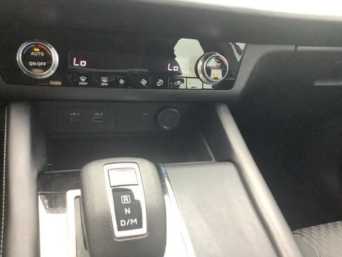 Used 2022 Mitsubishi Outlander ES FWD image 27