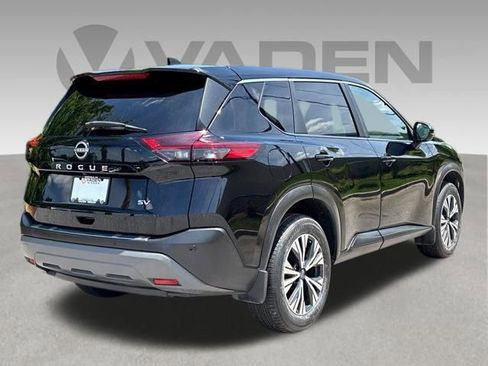 Certified 2023 Nissan Rogue SV FWD image 23
