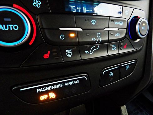 Used 2018 Ford Escape SE AWD/4WD image 21