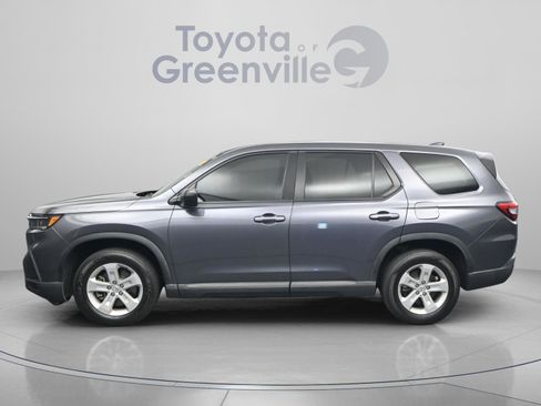 Used 2023 Honda Pilot LX image 5