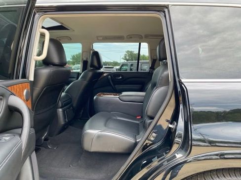 Used 2019 INFINITI QX80 Luxe RWD image 12