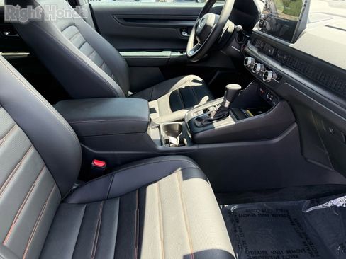 Certified 2025 Honda CR-V Sport-L image 32