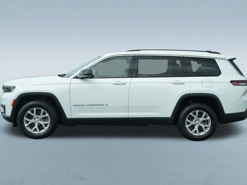 Used 2022 Jeep Grand Cherokee L Limited AWD/4WD image 4