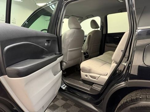 Used 2019 Honda Pilot EX image 27