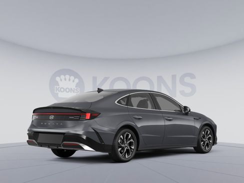Used 2025 Hyundai Sonata SEL image 4