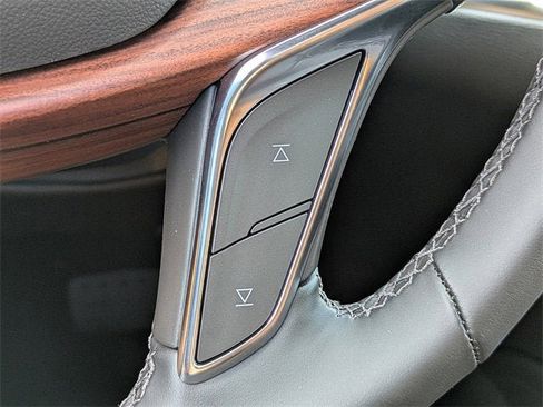 New 2025 Cadillac XT5 Premium Luxury image 30