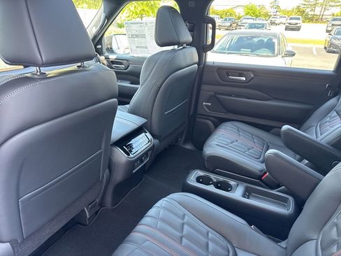 New 2026 Nissan Armada PRO-4X AWD/4WD image 14