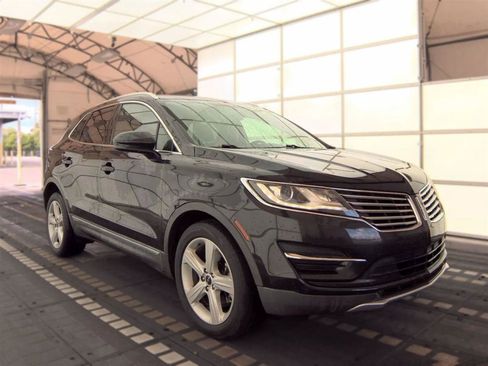 Used 2015 Lincoln MKC FWD image 4