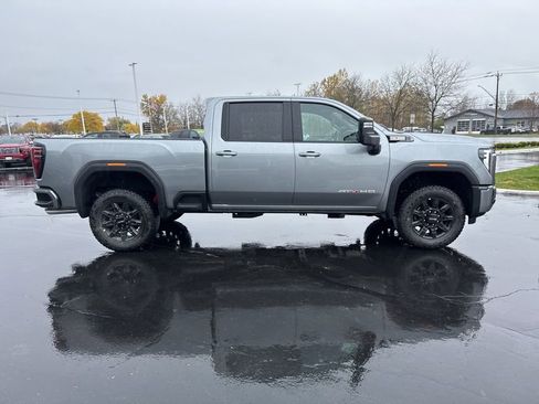 New 2026 GMC Sierra 2500 AT4 w/ AT4 Premium Plus Package image 7