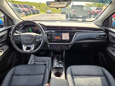Used 2022 Chevrolet Bolt EUV Premier w/ Launch Edition FWD image 17