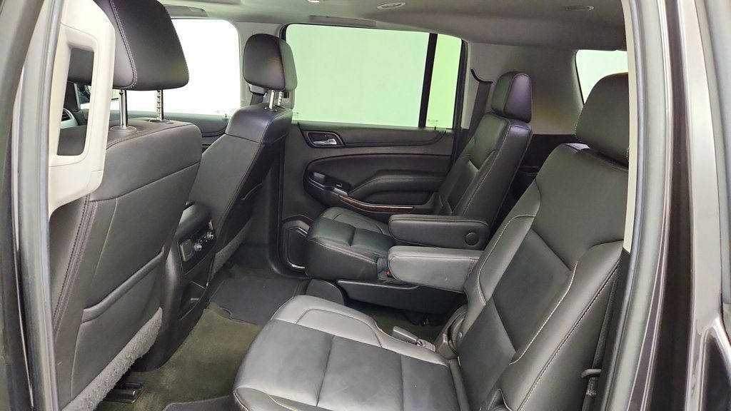 Used 2018 Chevrolet Suburban LT w/ Luxury Package AWD/4WD image 21