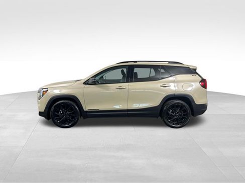 Used 2023 GMC Terrain SLT w/ Elevation Edition image 3