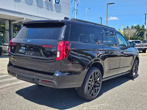 New 2026 Ford Expedition Max Platinum w/ Stealth Performance Package AWD/4WD image 6