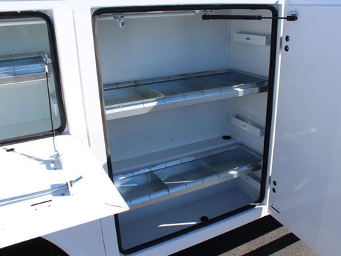 Used 2024 RAM 2500 Tradesman AWD/4WD image 18