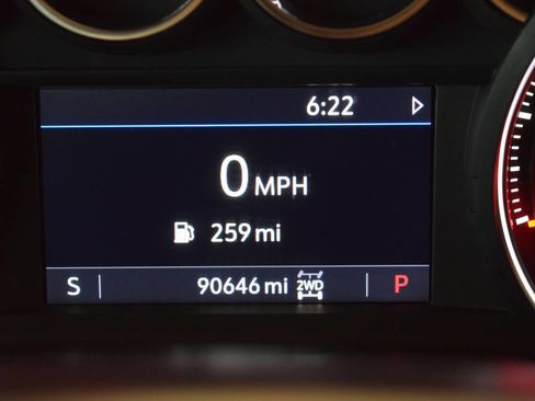 Used 2021 Chevrolet Silverado 1500 LT w/ All Star Edition Plus image 23